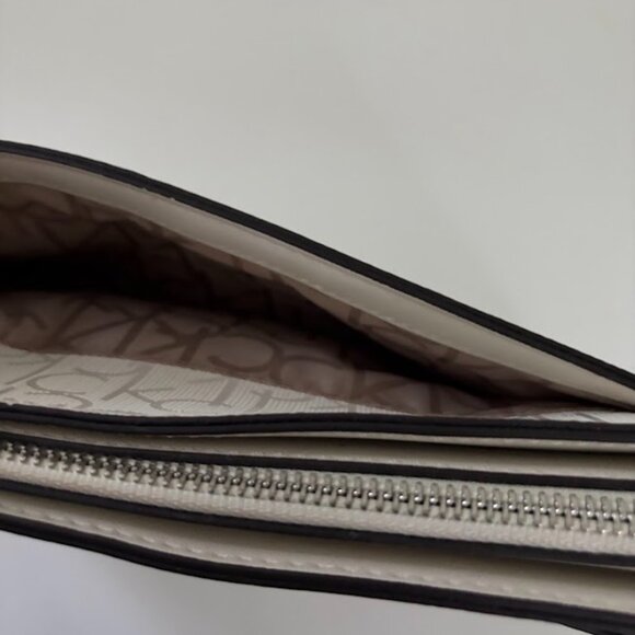 CALVIN KLEIN LUCY SHOULDER BAG WHITE FLORAL - Picture 10 of 13